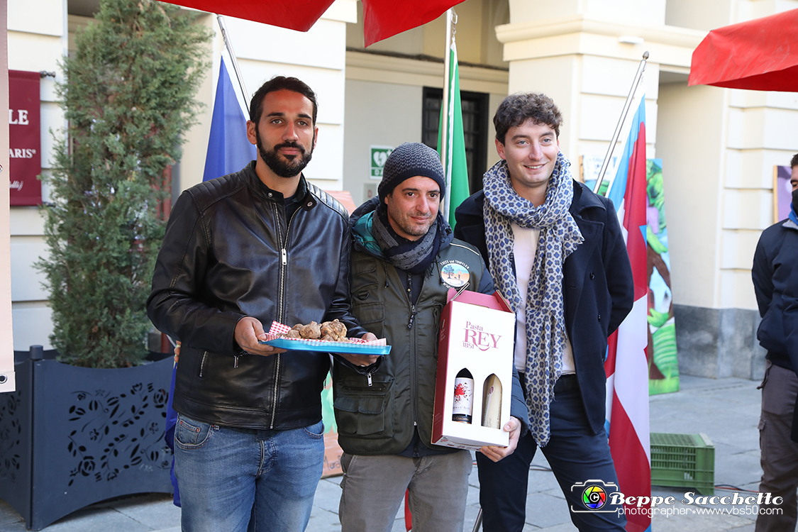 VBS_6070 - 10.ma Fiera Nazionale del Tartufo e Fiera dei Santi.jpg